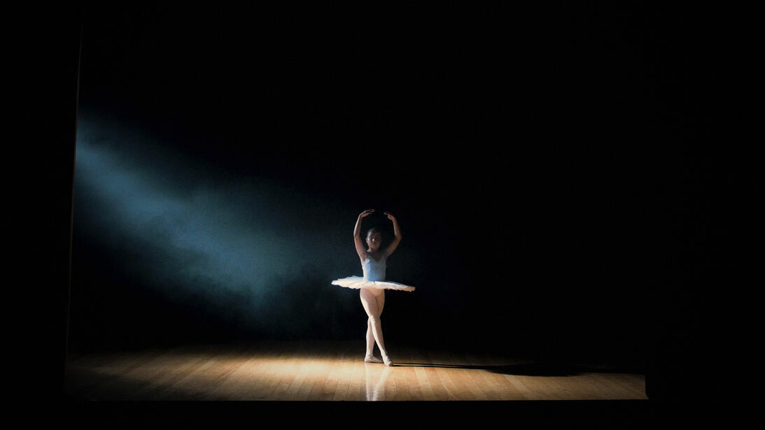 'Rosie' Rosie Dancing on Stage