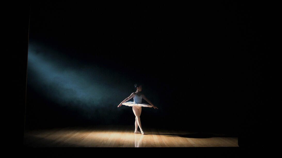 'Rosie' Rosie Dancing on Stage